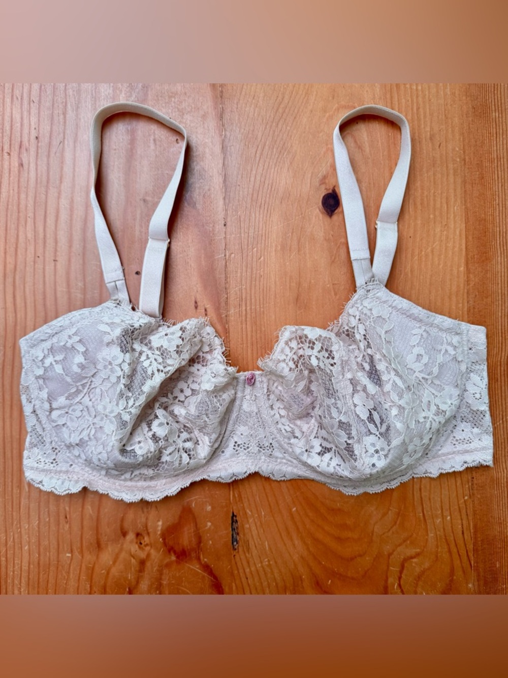 Victoria's Secret Dream Angels Lace
Unlined Push-Up, Nude, 38F